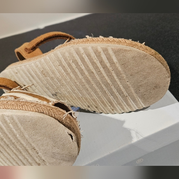 Angelitos Spanish sandals - Picture 5 of 10